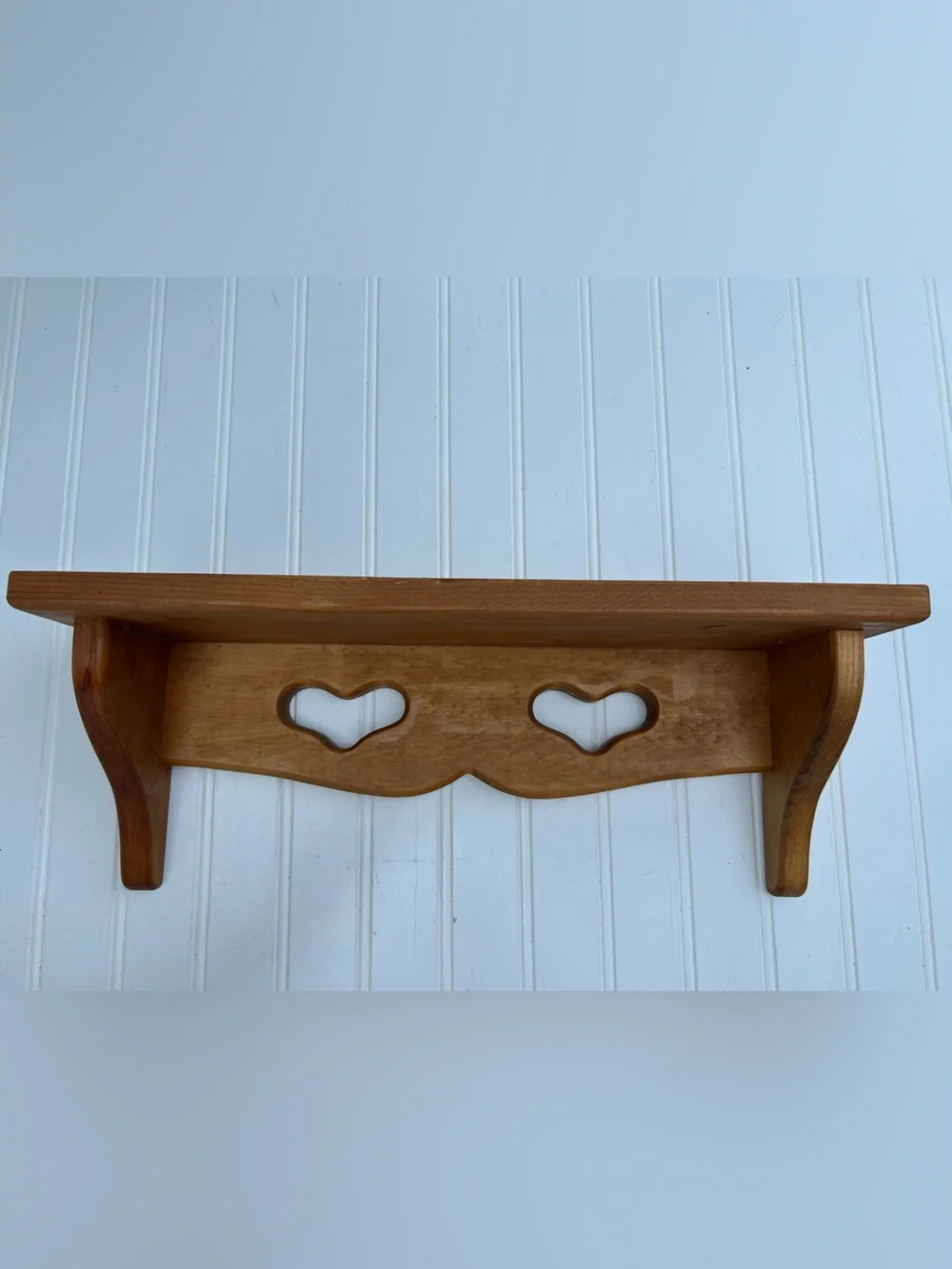 Vintage Shelf Classic Heart-Cut Wood Wall Gallery Honey Oak Cottagecore 5x18